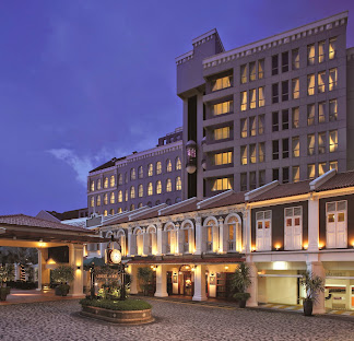 Village Hotel Albert Court